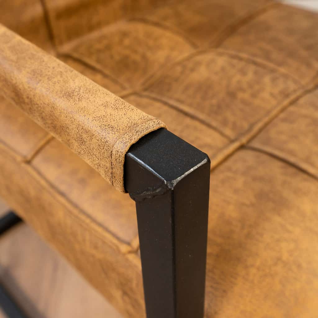Mora Chair